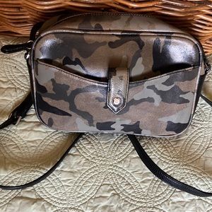 G.I.L.I. Camo Crossbody